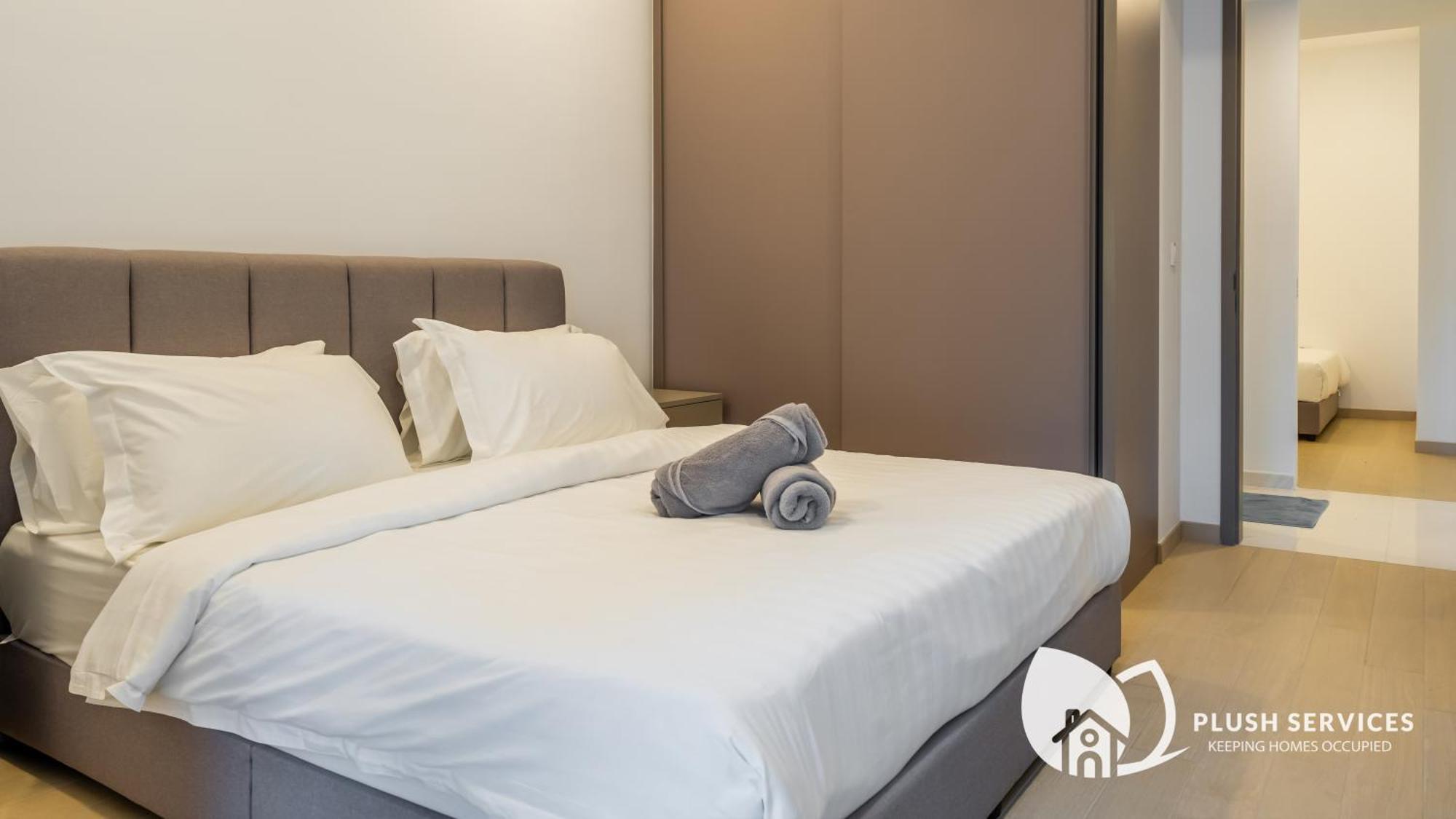 Eaton Residences Klcc By Plush Apartment *