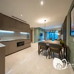 Eaton Residences Klcc By Plush